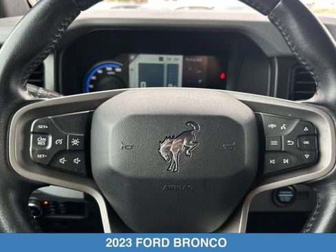 Used 2023 Ford Bronco 4-Door AWD/4WD image 26