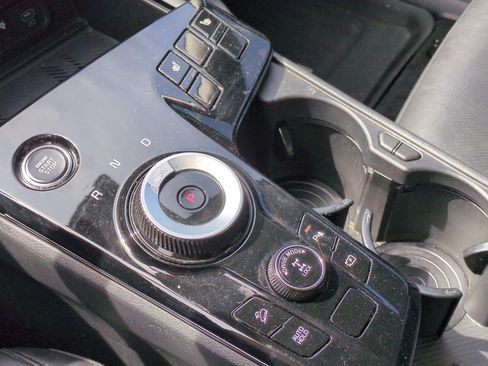 Used 2024 Kia Sportage EX AWD/4WD image 25