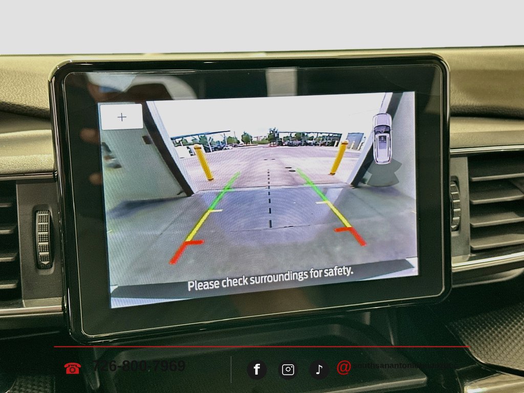 Used 2024 Ford Explorer ST-Line w/ Class IV Trailer Tow Package RWD image 15