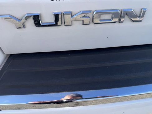 Used 2016 GMC Yukon Denali w/ Open Road Package AWD/4WD image 20