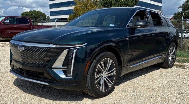 Certified 2024 Cadillac Lyriq Luxury w/ LPO, Floor Liner Package AWD/4WD image 1