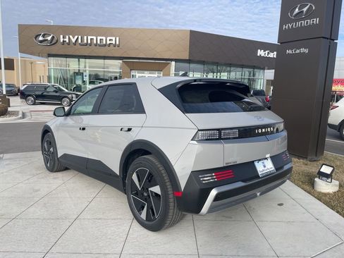 New 2026 Hyundai Ioniq 5 SE RWD image 3