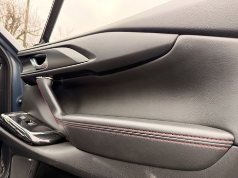 Used 2023 MAZDA CX-9 Carbon Edition image 5
