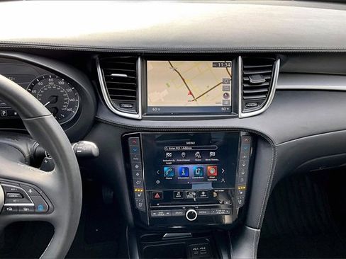 Used 2022 INFINITI QX50 Essential image 5