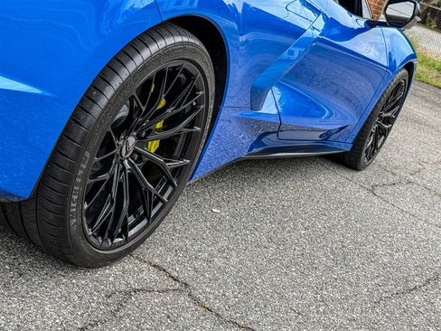 Used 2024 Chevrolet Corvette Stingray Coupe w/ 1LT RWD image 48