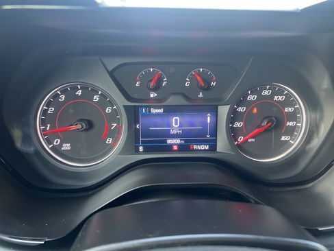 Used 2019 Chevrolet Camaro LT w/ RS Package RWD image 18