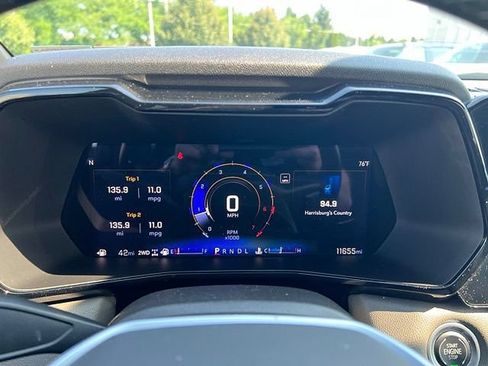Used 2024 Chevrolet Colorado ZR2 w/ Technology Package AWD/4WD image 28