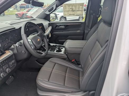 New 2026 Chevrolet Tahoe High Country AWD/4WD image 12