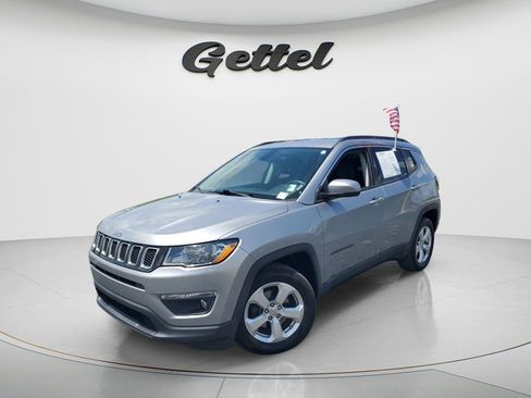 Certified 2018 Jeep Compass Latitude w/ Popular Equipment Group FWD image 1