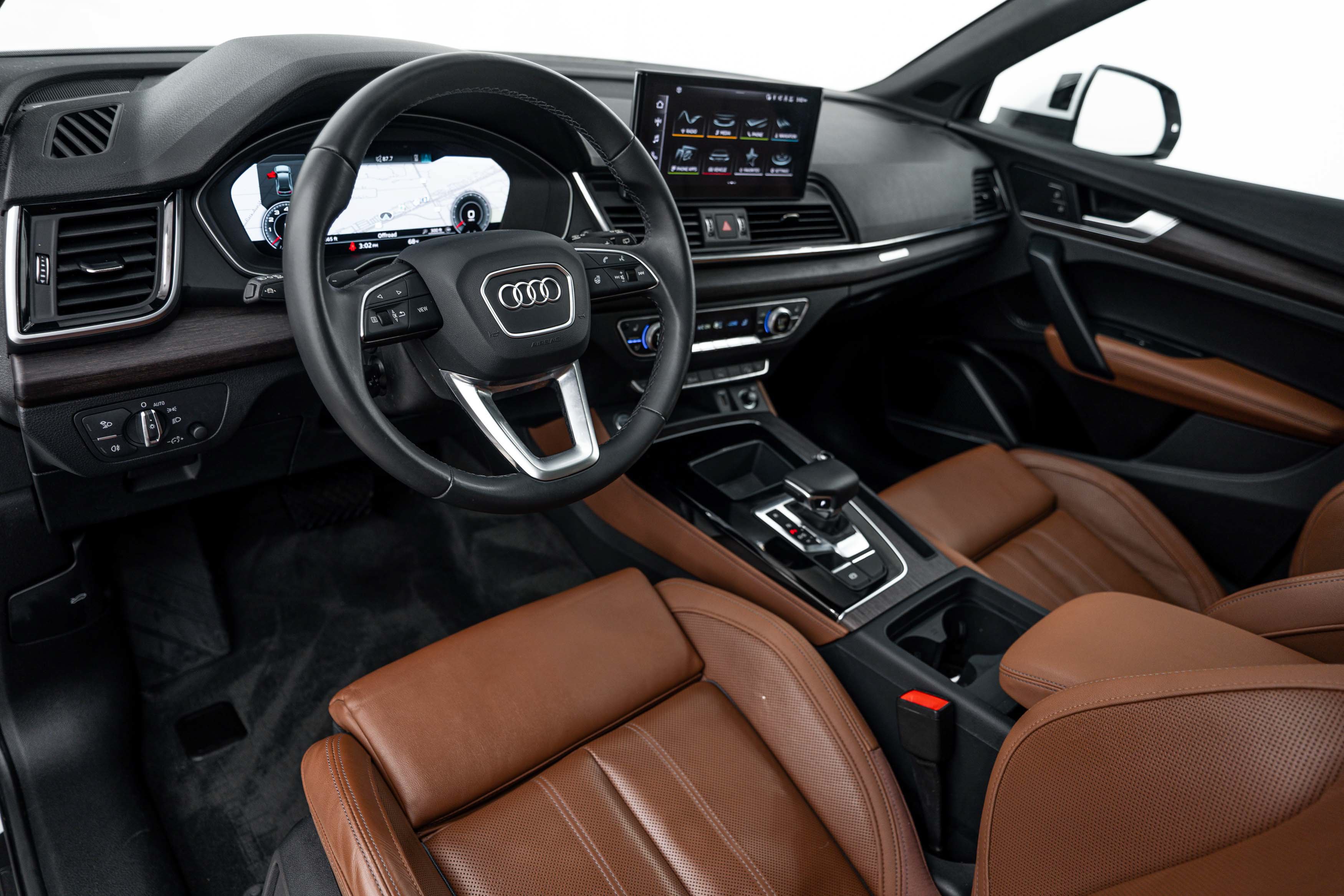 Certified 2023 Audi Q5 2.0T Premium Plus w/ Premium Plus Package AWD/4WD image 8
