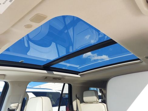 Used 2023 GMC Yukon Denali image 23