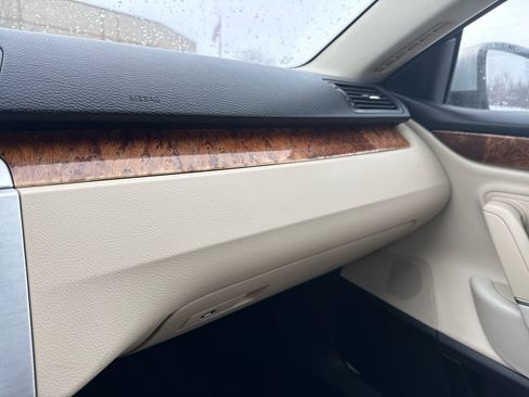 Used 2011 Volkswagen CC Lux Plus image 14