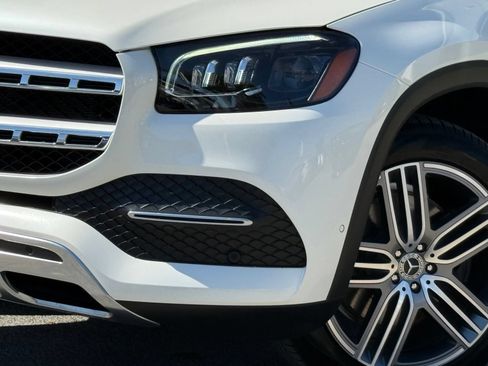 Used 2022 Mercedes-Benz GLS 450 4MATIC image 3