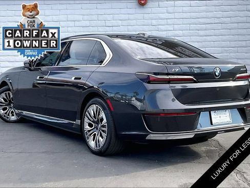 Used 2023 BMW i7 xDrive60 AWD/4WD image 10
