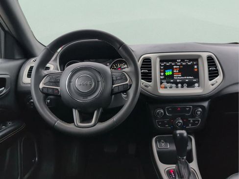 Certified 2021 Jeep Compass 80th Special Edition w/ Sun and Sound Group image 32