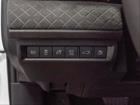 New 2026 Toyota Camry XLE w/ Premium Plus Package AWD/4WD image 11