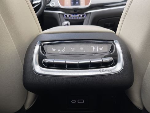 Used 2023 Cadillac XT6 Sport image 45