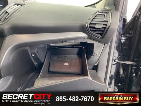 Used 2018 Ford Escape SEL FWD image 30