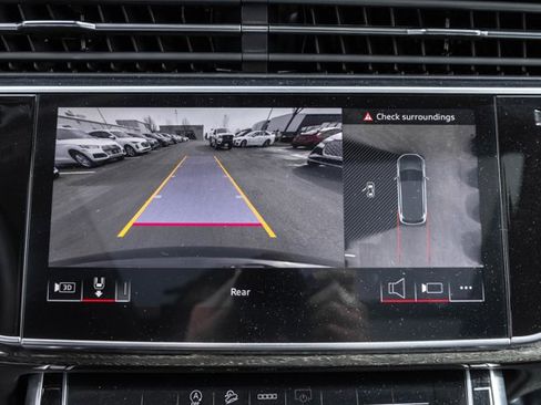 Used 2025 Audi Q7 3.0T Premium Plus image 18