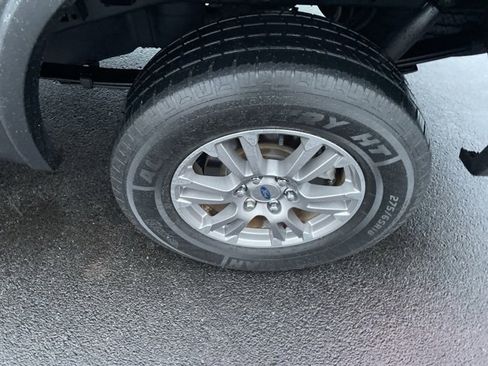 Used 2020 Ford F150 Lariat image 32