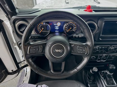 Used 2022 Jeep Wrangler Unlimited Sport AWD/4WD image 14