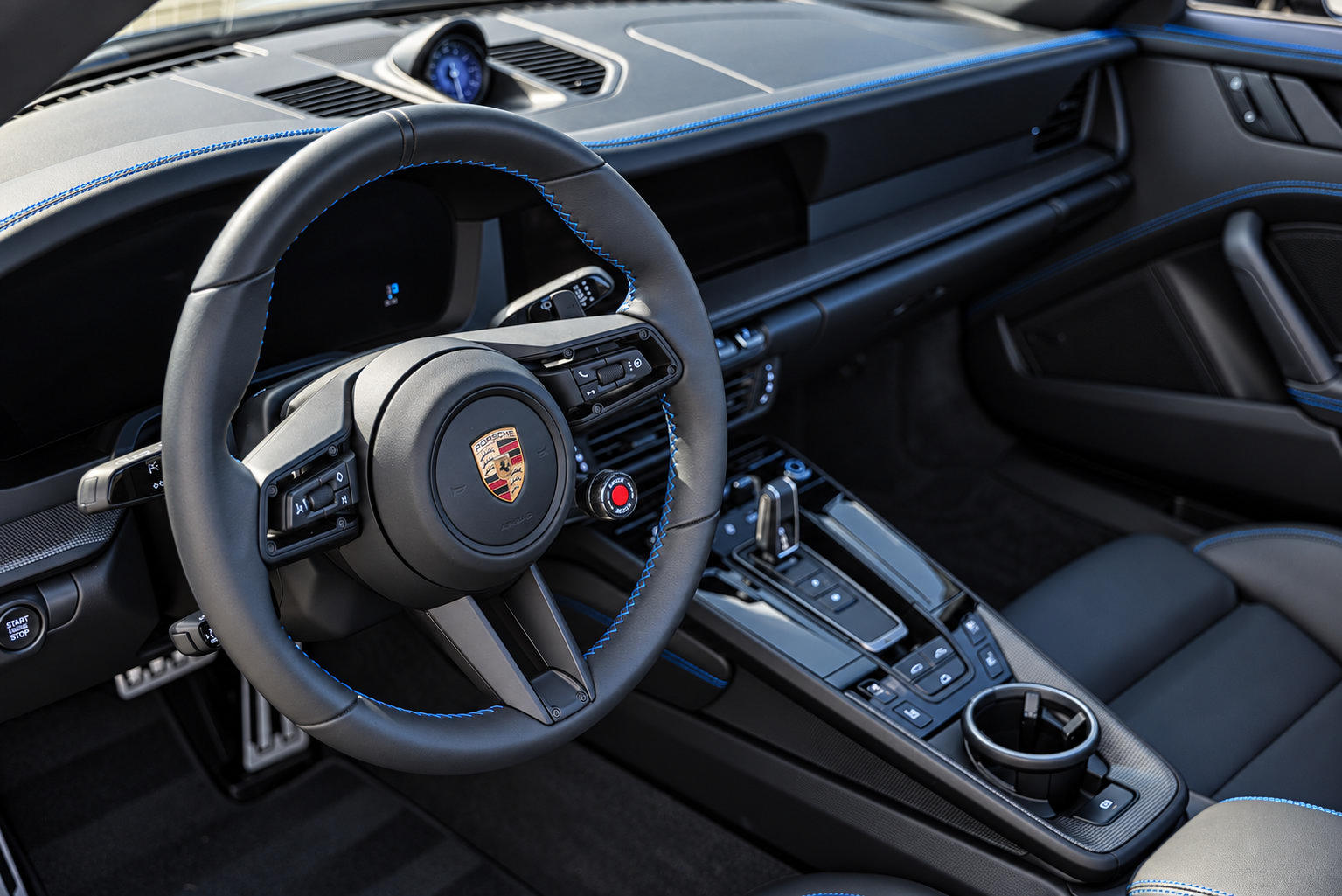Used 2026 Porsche 911 Carrera GTS RWD image 11
