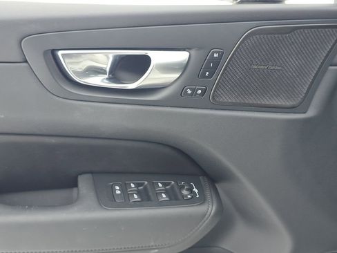 Used 2023 Volvo XC60 B5 Plus w/ Climate Package image 34