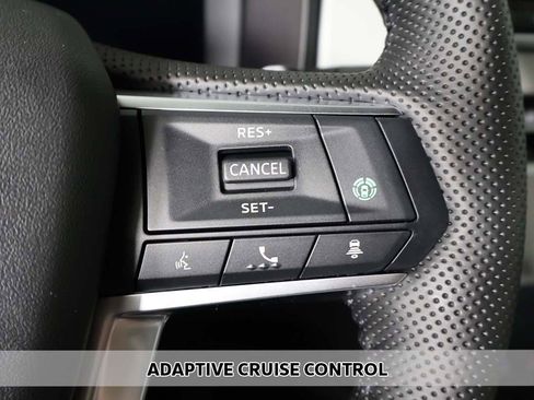 New 2025 Mitsubishi Outlander SEL image 6