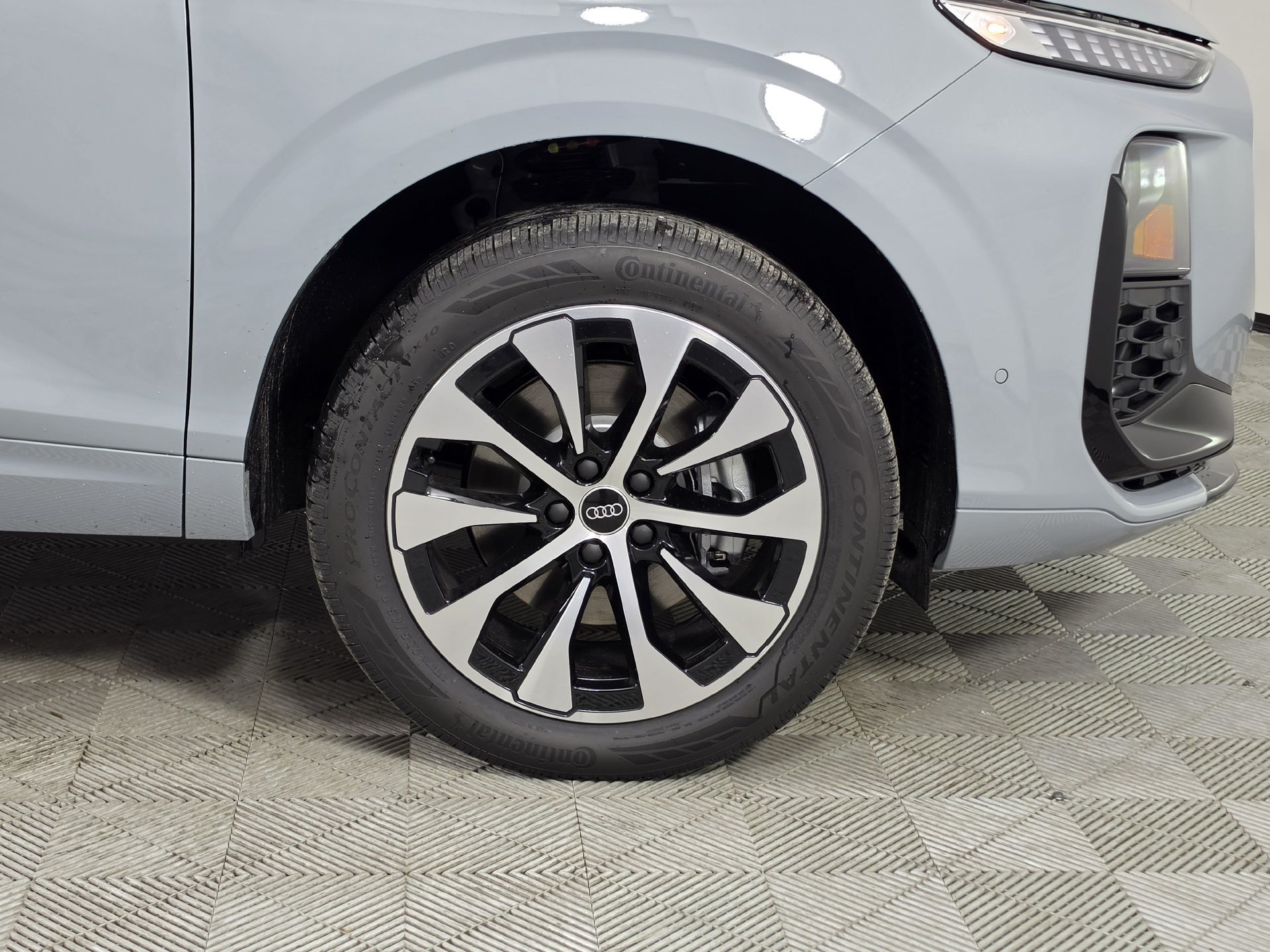 New 2026 Audi Q3 quattro 2.0T AWD/4WD image 41