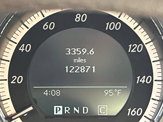 Used 2010 Mercedes-Benz C 300 4MATIC Sedan image 31