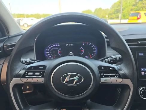 Used 2023 Hyundai Tucson SEL FWD image 16