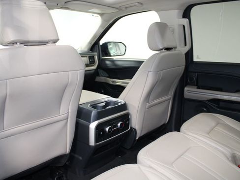 Used 2024 Ford Expedition Max Limited RWD image 28
