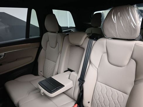 New 2026 Volvo XC90 B6 Plus w/ Protection Package Premier image 21