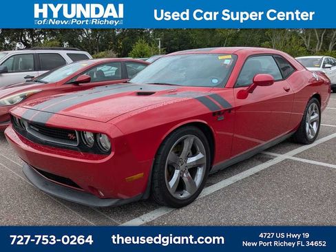 Used 2012 Dodge Challenger R/T w/ Electronics Convenience Group RWD image 1