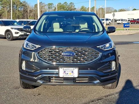 Certified 2022 Ford Edge Titanium w/ Equipment Group 301A image 2