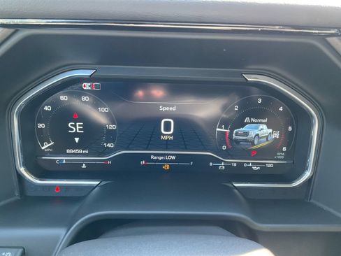 Used 2024 GMC Sierra 1500 AT4X AWD/4WD image 17