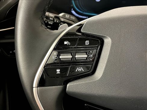 Used 2023 Kia Niro EX Touring FWD image 11