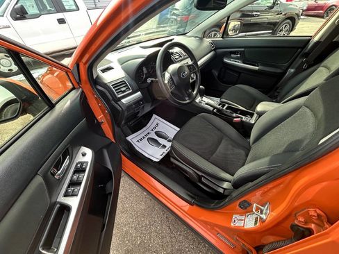 Used 2015 Subaru Crosstrek 2.0i Premium w/ Moonroof Package image 7