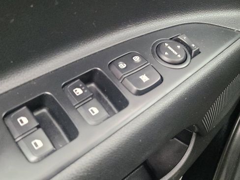Used 2023 Kia Rio S FWD image 27