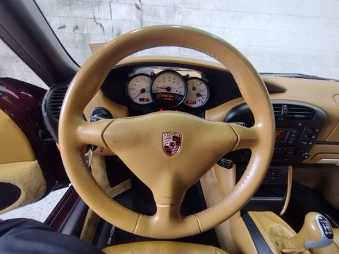 Used 2004 Porsche Boxster RWD image 29