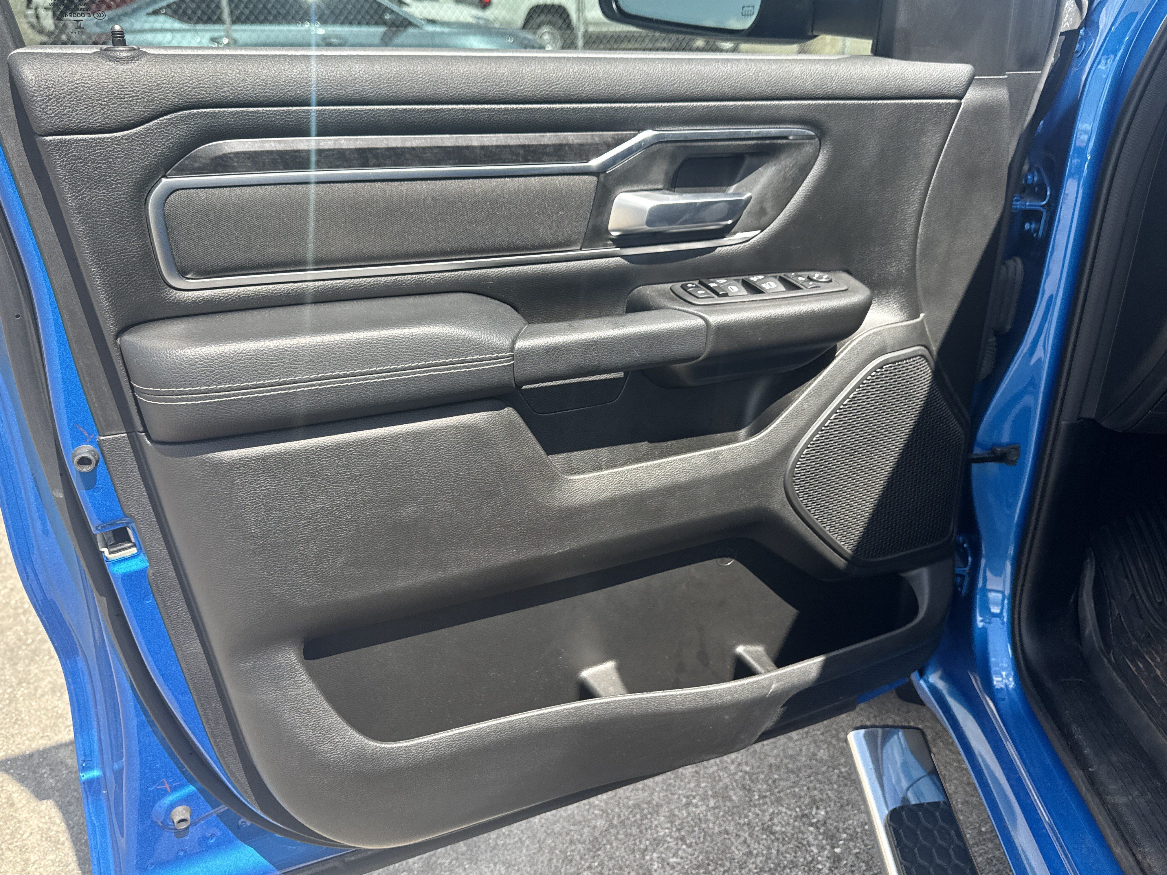 Used 2024 RAM 1500 Big Horn AWD/4WD image 3