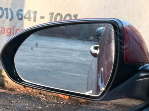 Used 2020 Hyundai Elantra SEL image 34