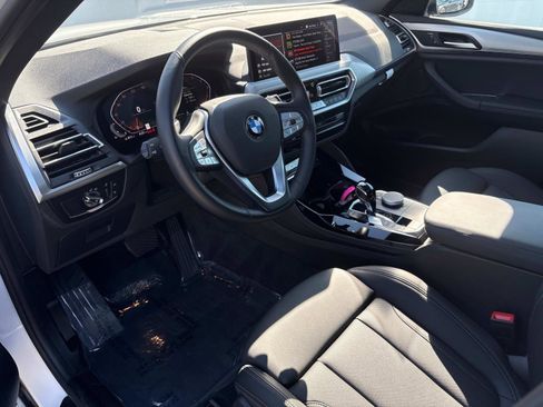 Used 2025 BMW X4 xDrive30i image 13