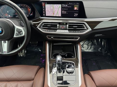 Certified 2023 BMW X6 xDrive40i w/ Executive Package image 11