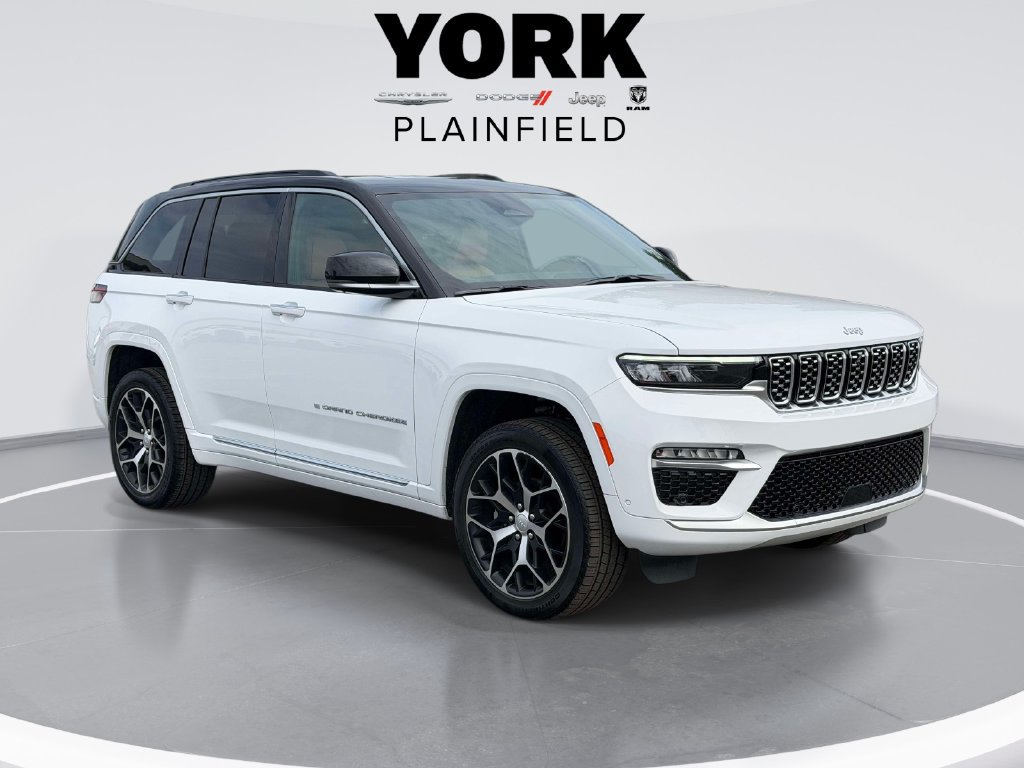 Used 2025 Jeep Grand Cherokee Summit AWD/4WD image 3