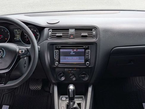 Used 2015 Volkswagen Jetta S w/ Welcome Package FWD image 13