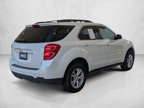 Used 2017 Chevrolet Equinox LT w/ Convenience Package FWD image 5
