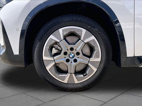 Used 2026 BMW X1 xDrive28i AWD/4WD image 10