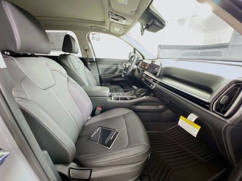 New 2026 Kia Sorento S w/ S Panoramic Sunroof Package image 29