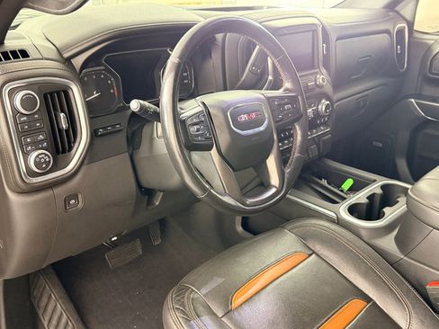 Used 2019 GMC Sierra 1500 AT4 w/ AT4 Premium Package image 4